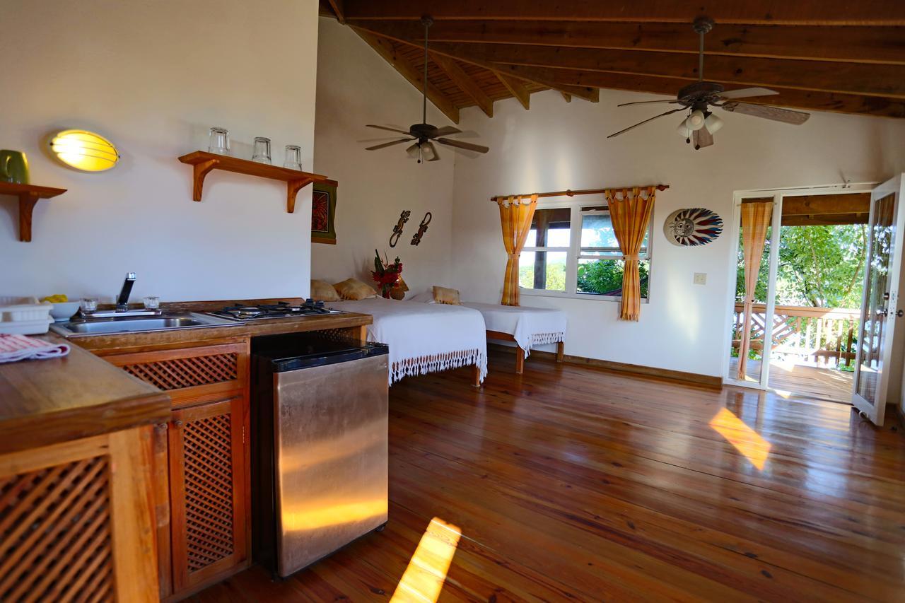 Hotel Posada Las Orquideas,웨스트 엔드 외부 사진