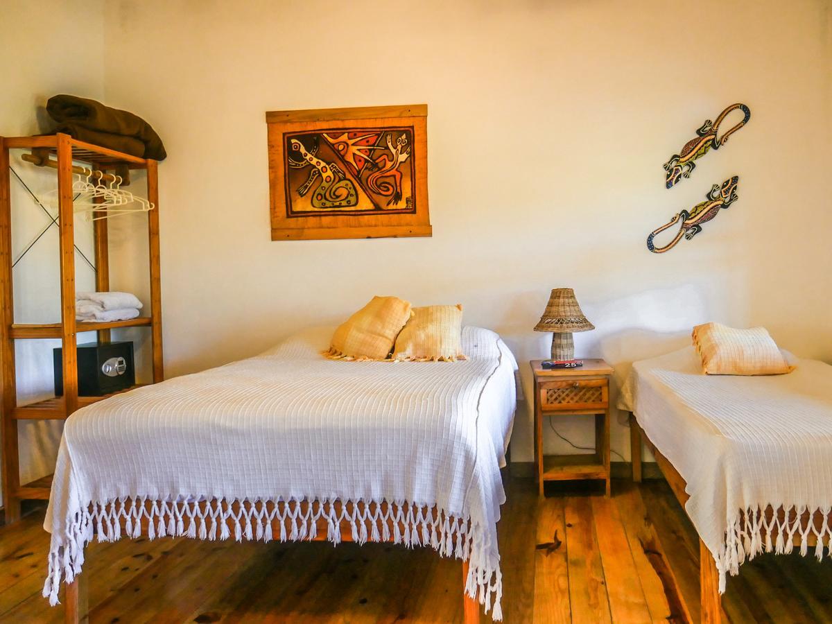 Hotel Posada Las Orquideas,웨스트 엔드 외부 사진