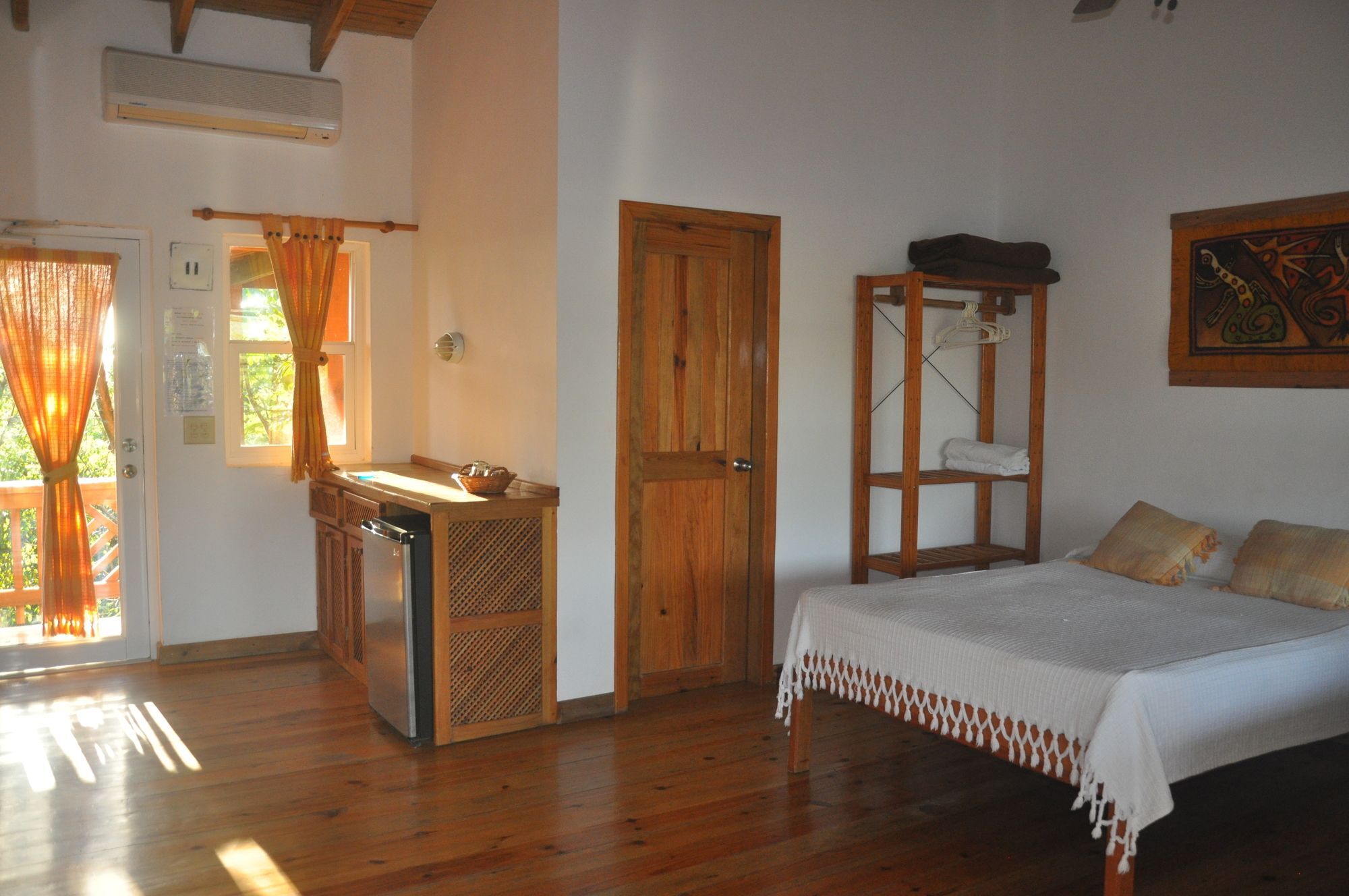 Hotel Posada Las Orquideas,웨스트 엔드 외부 사진