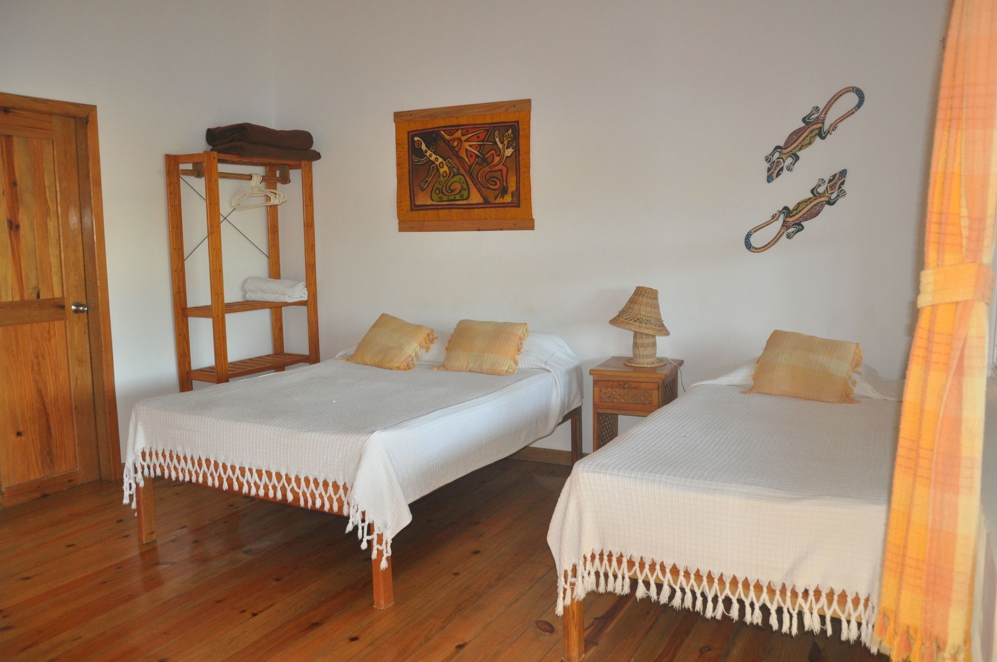Hotel Posada Las Orquideas,웨스트 엔드 외부 사진